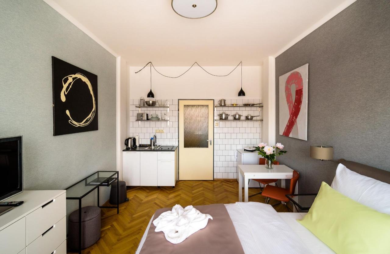 Michal&Michael'S Central Apartments Prague Exterior photo