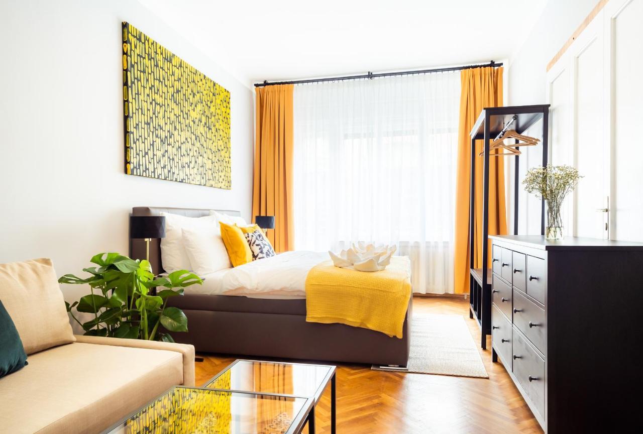 Michal&Michael'S Central Apartments Prague Exterior photo