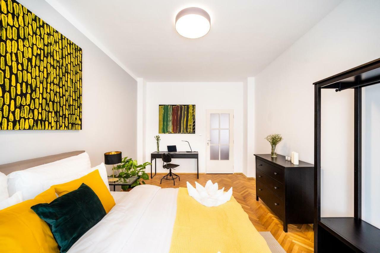 Michal&Michael'S Central Apartments Prague Exterior photo